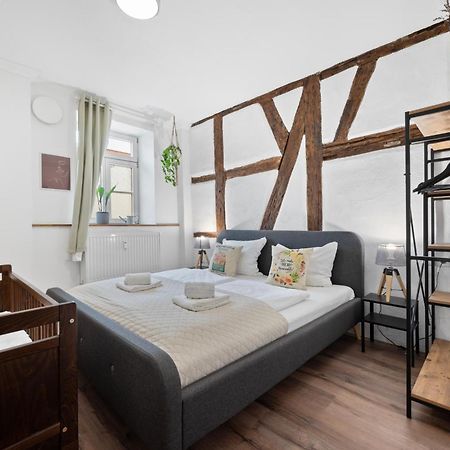 Backhome - Business&Family - Fantastische Schlosslage, Smarttv, Netflix, 50Qm, 24H Checkin - Apartment 1 Лудвигсбург Екстериор снимка