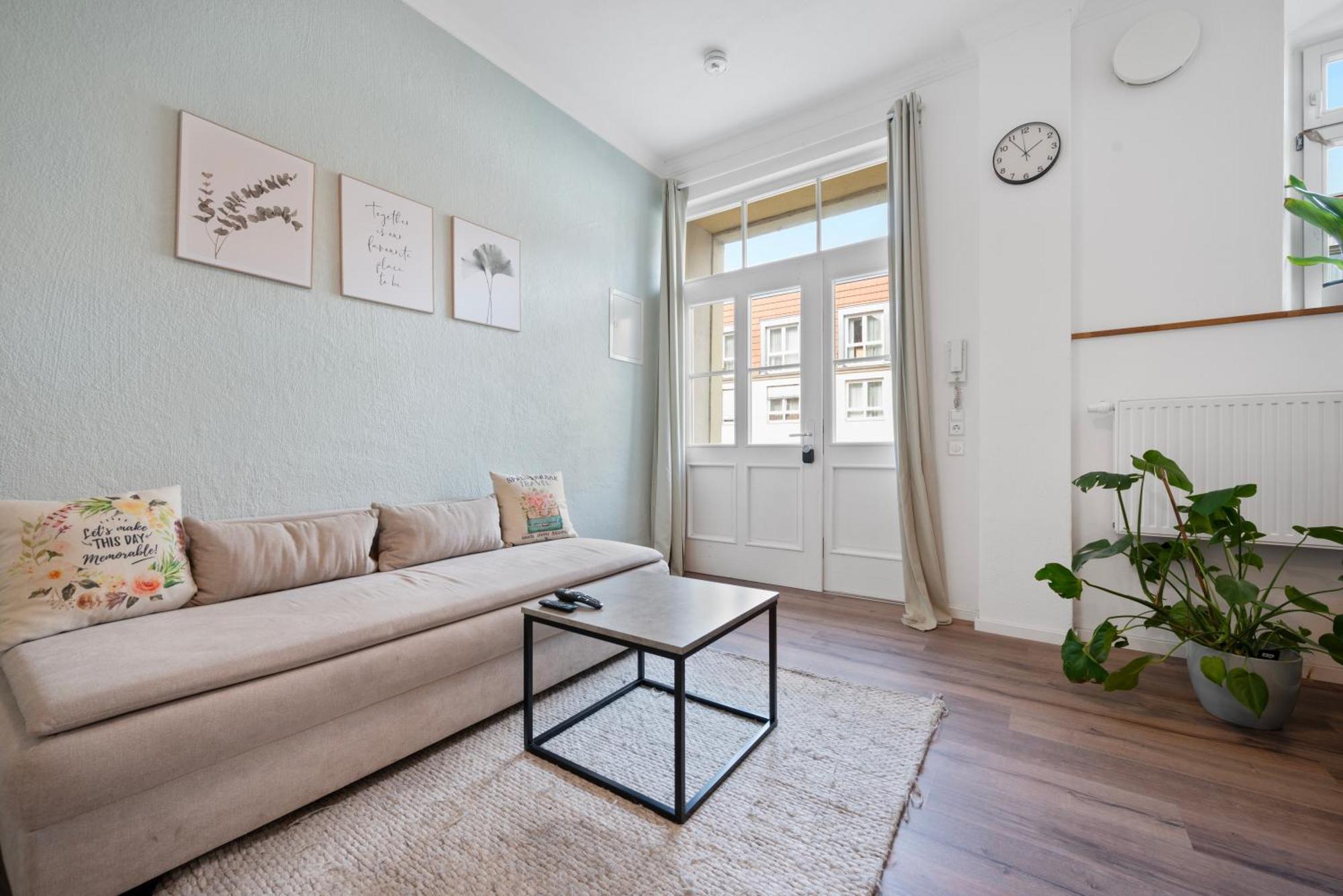 Backhome - Business&Family - Fantastische Schlosslage, Smarttv, Netflix, 50Qm, 24H Checkin - Apartment 1 Лудвигсбург Екстериор снимка