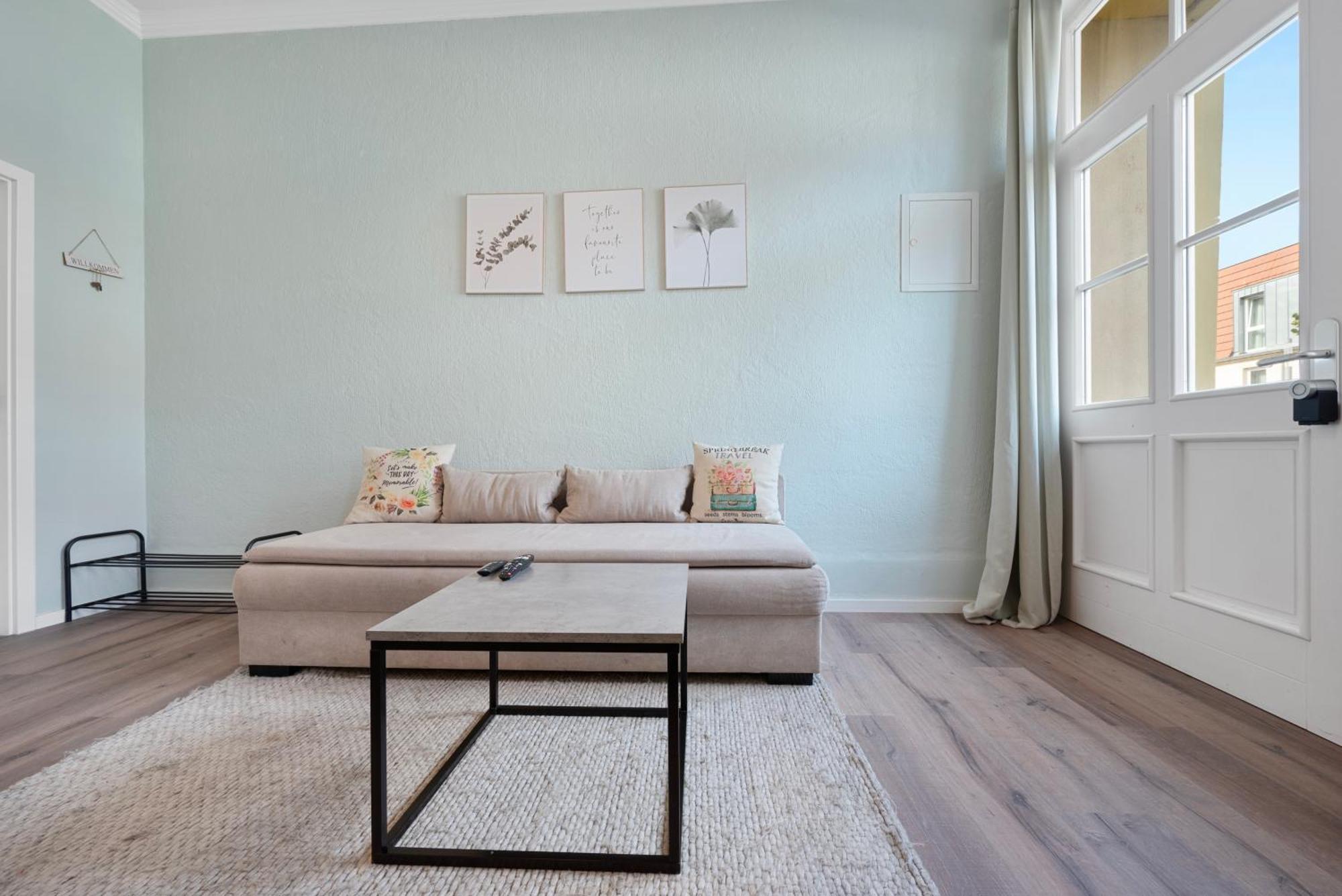 Backhome - Business&Family - Fantastische Schlosslage, Smarttv, Netflix, 50Qm, 24H Checkin - Apartment 1 Лудвигсбург Екстериор снимка